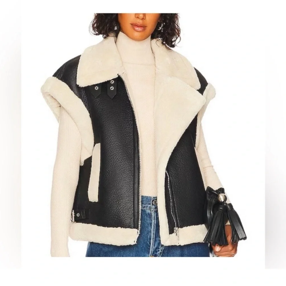 BLANKNYC Faux Leather Work It Sherpa Vest Black Womens size xs